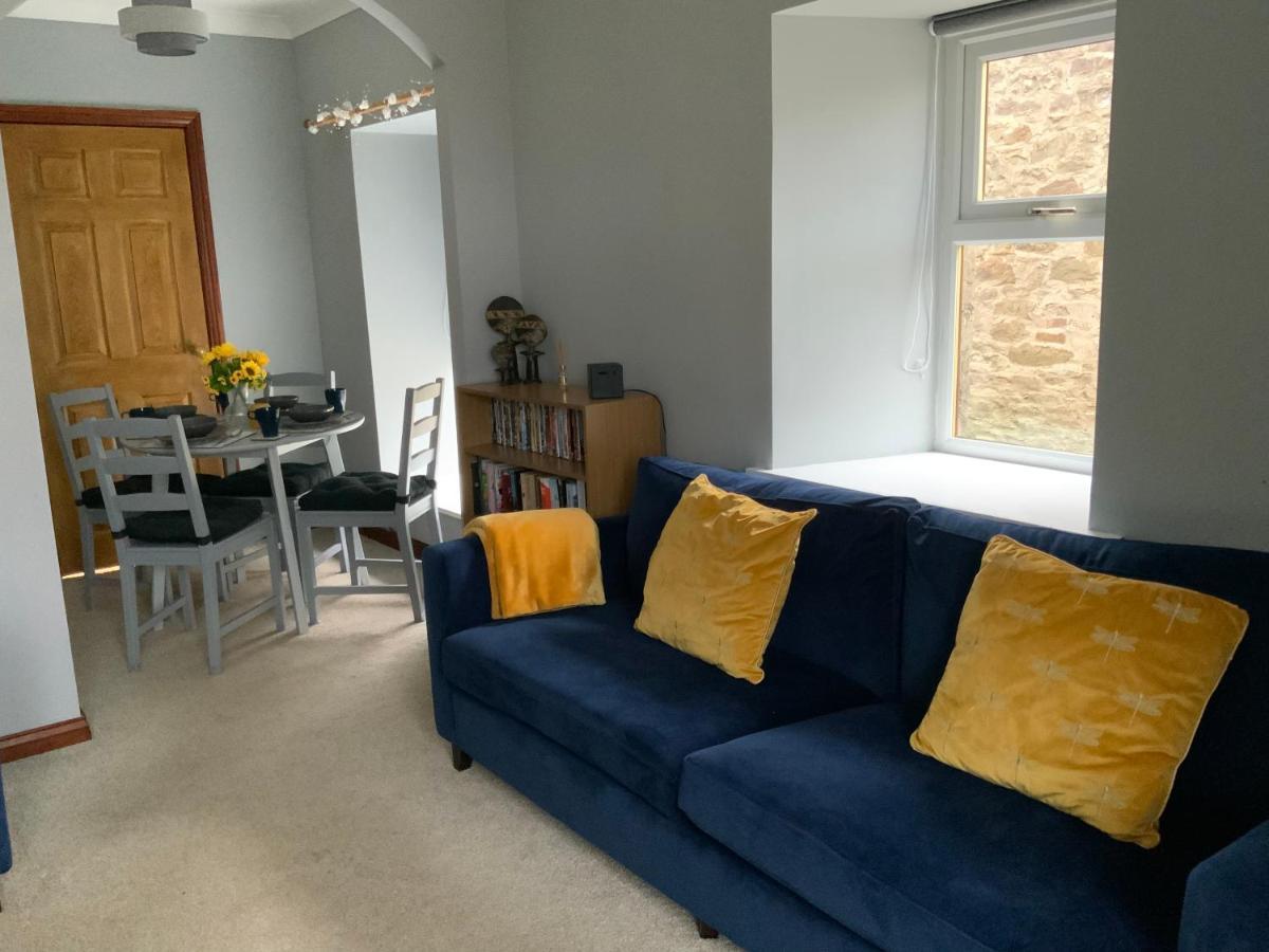 The Granary At Tinto Retreats, Biggar Is A Gorgeous 3 Bedroom Stone Cottage Wiston  Bagian luar foto